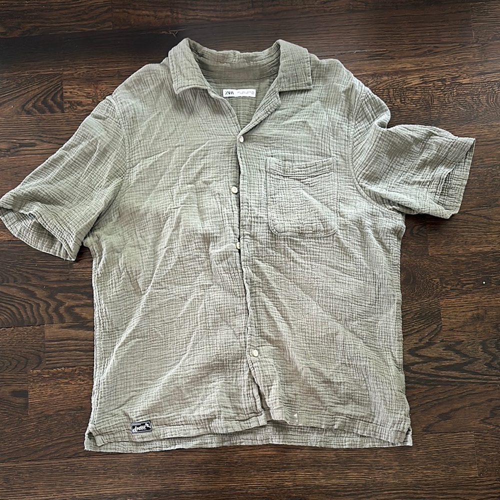 Zara Green Casual Button Down Shirt Relaxed Fit